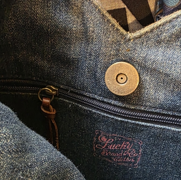 VINTAGE LEATHER LUCKY BRAND PURSE - Picture 5 of 8